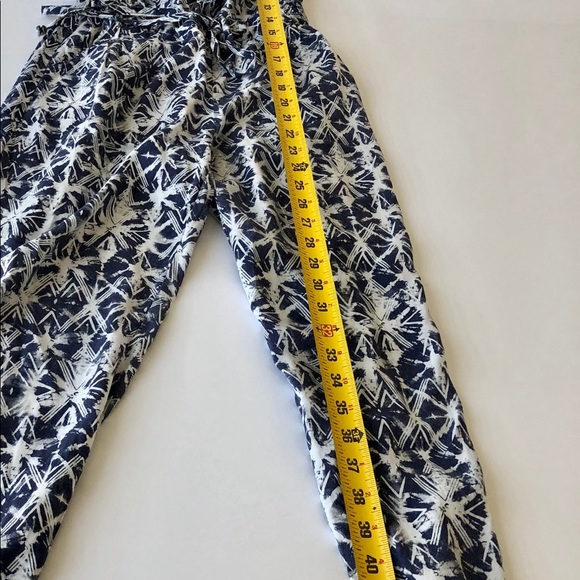 Mudd strapless printed blue and white casual jumpsuit small - Picture 5 of 13